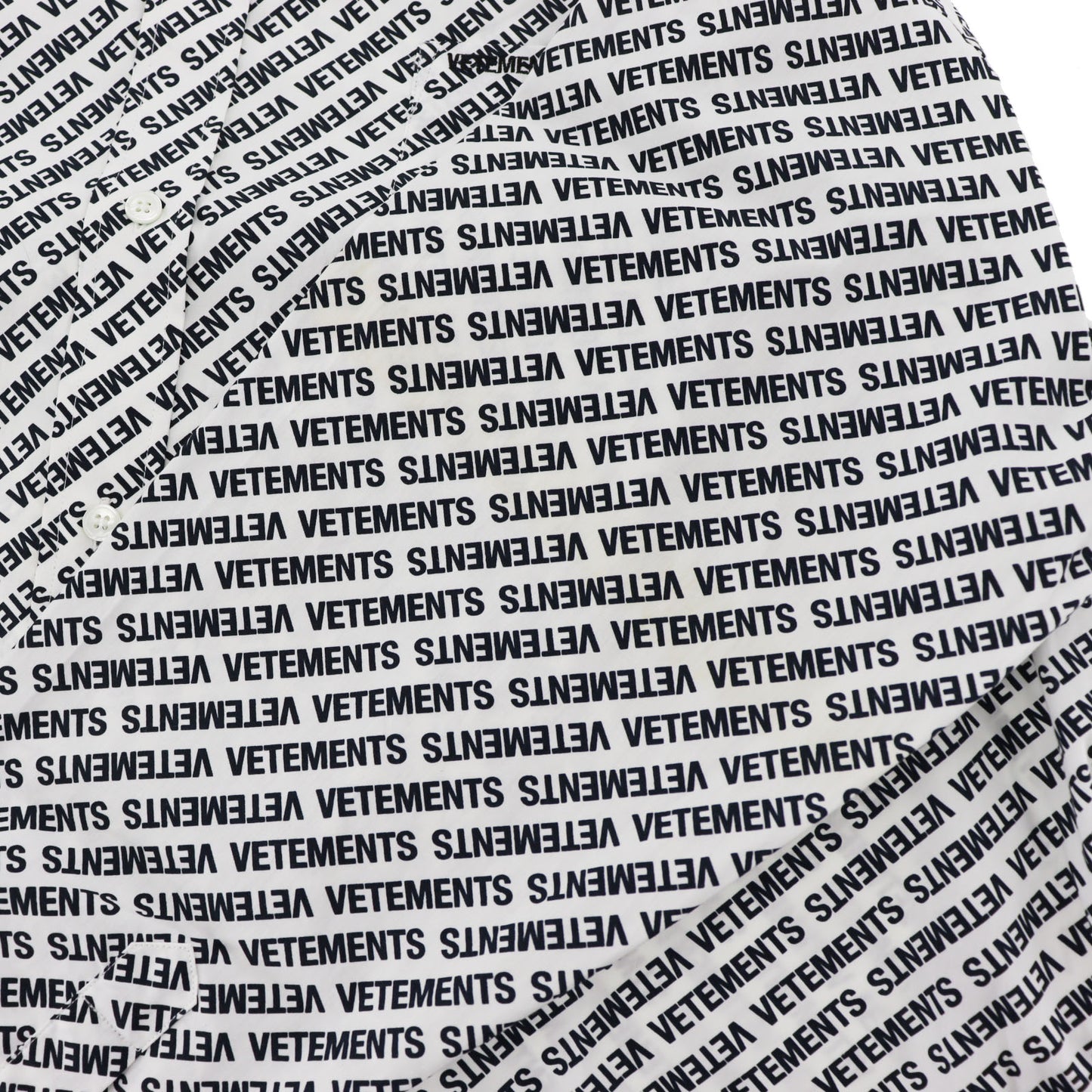 VETEMENTS Logos Long Sleeve Shirt Button Down Size S #AG966
