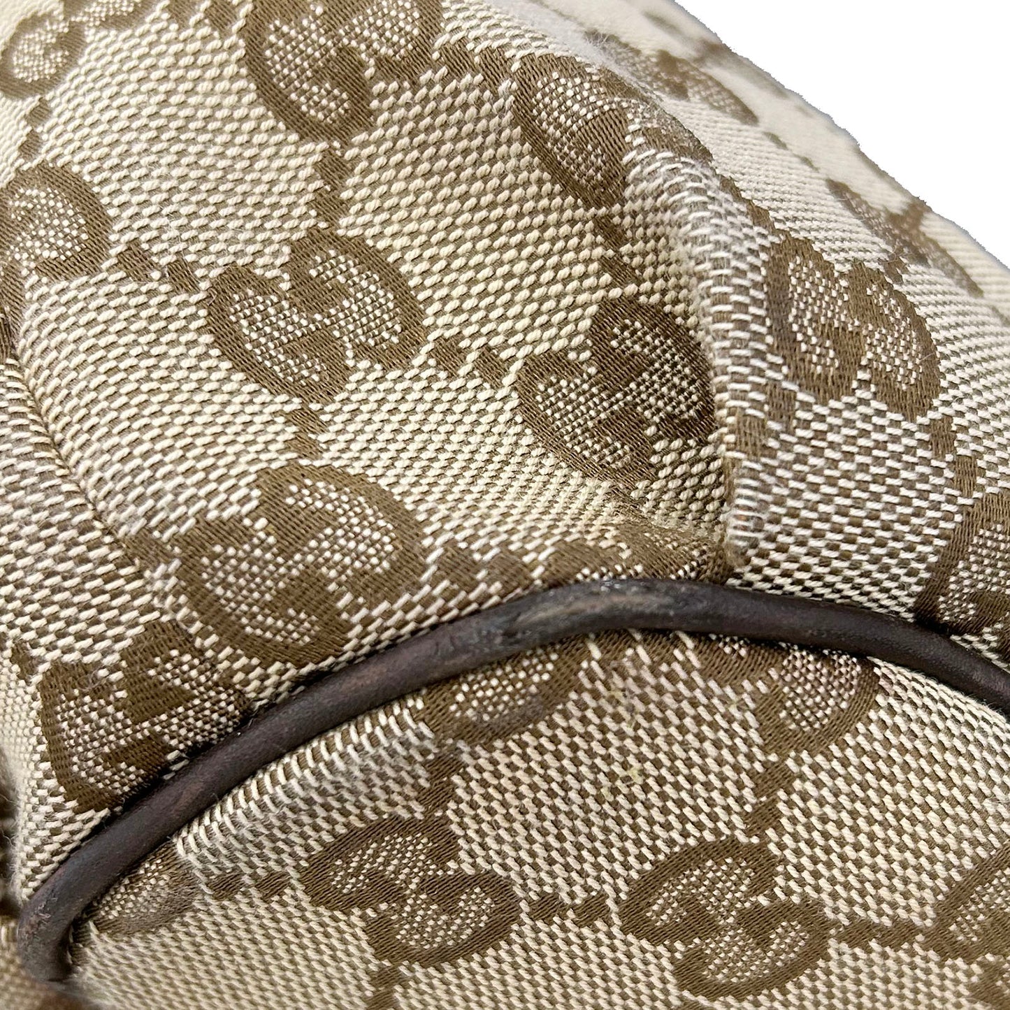 GUCCI Original GG Canvas Crossbody Shoulder Bag Brown #CS801