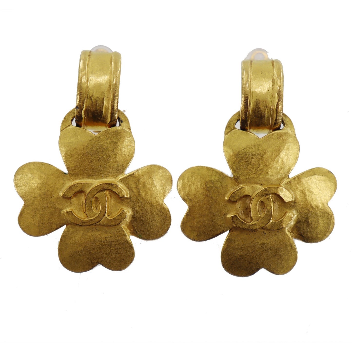CHANEL CC Logos Clover Earrings 95 P Gold Clip-On #AH572