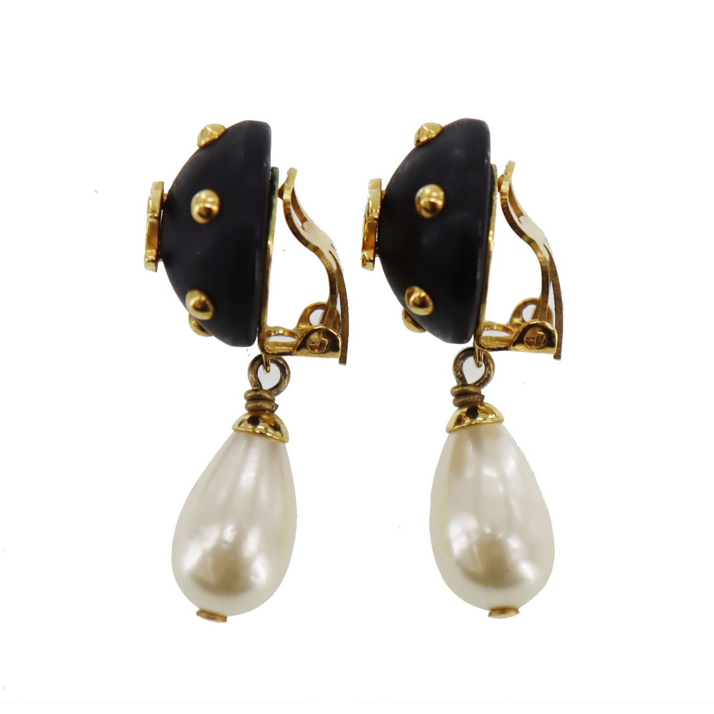 CHANEL CC Logos Pearl Earrings Black Gold Clip-On 96C #BR700