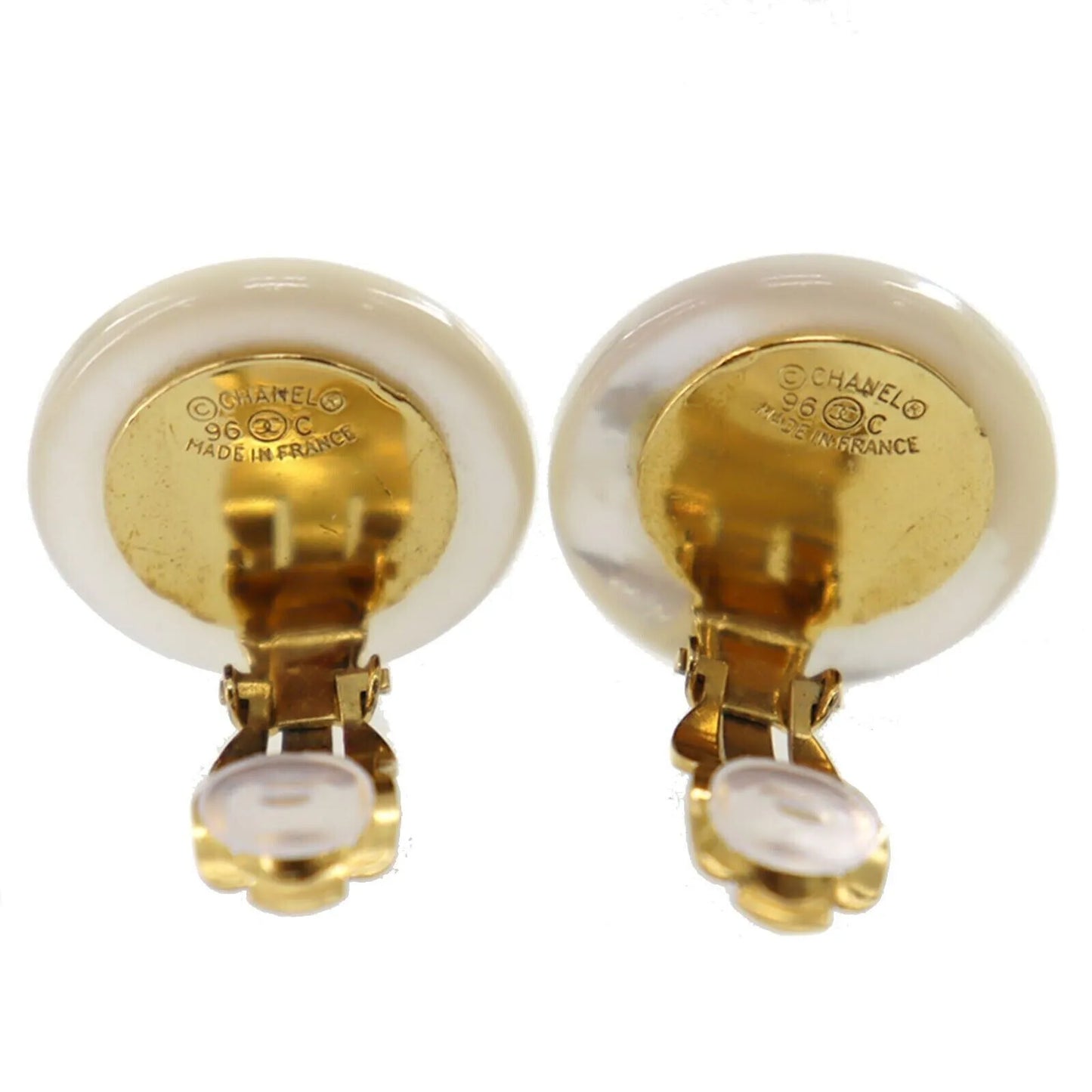 CHANEL CC Logos Circle Earrings White Clip-On 96 C #AF251