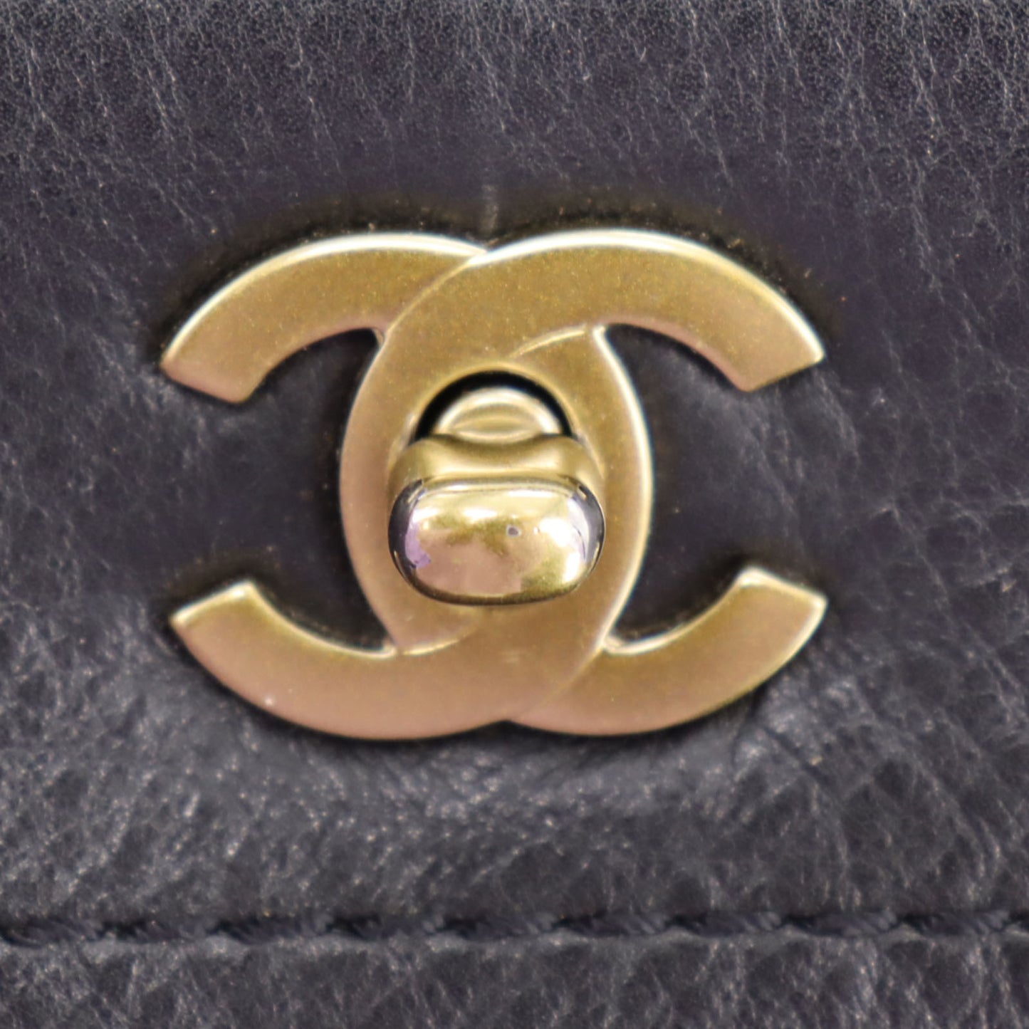 CHANEL CC Logo HandBag Black Leather #AH72