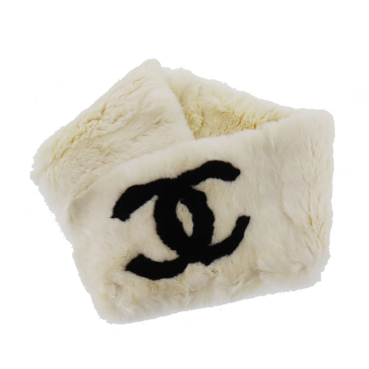 CHANEL CC Logos Fur Scarf Muffler 100% Rabbit White #CO713