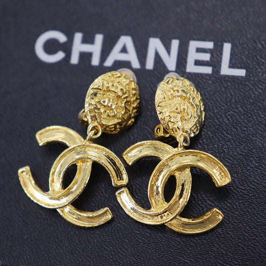 CHANEL CC Logos Circle Earrings Gold Clip-On 95A #AG999