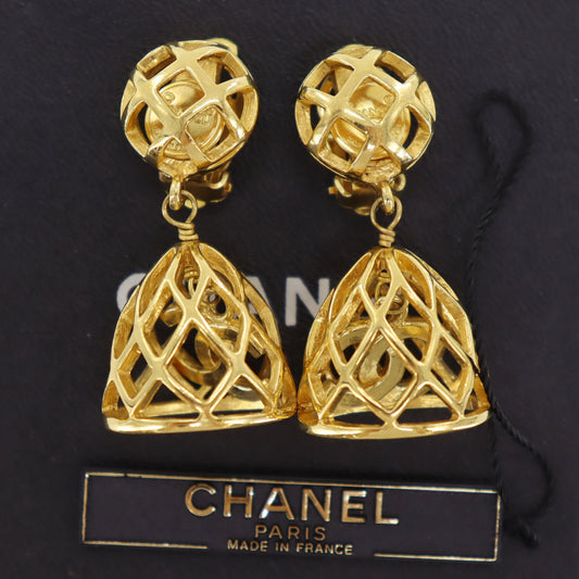 CHANEL CC Logos Earrings Gold Clip-On  #BT580