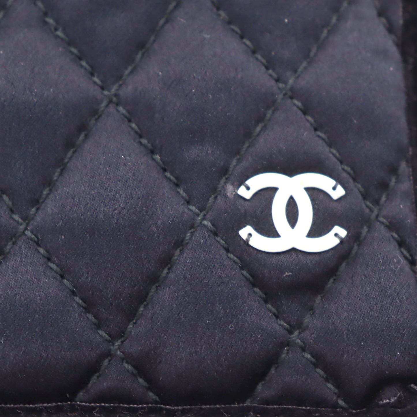 CHANEL Eye Sleep Mask & Pouch Set Black Silk #AH656