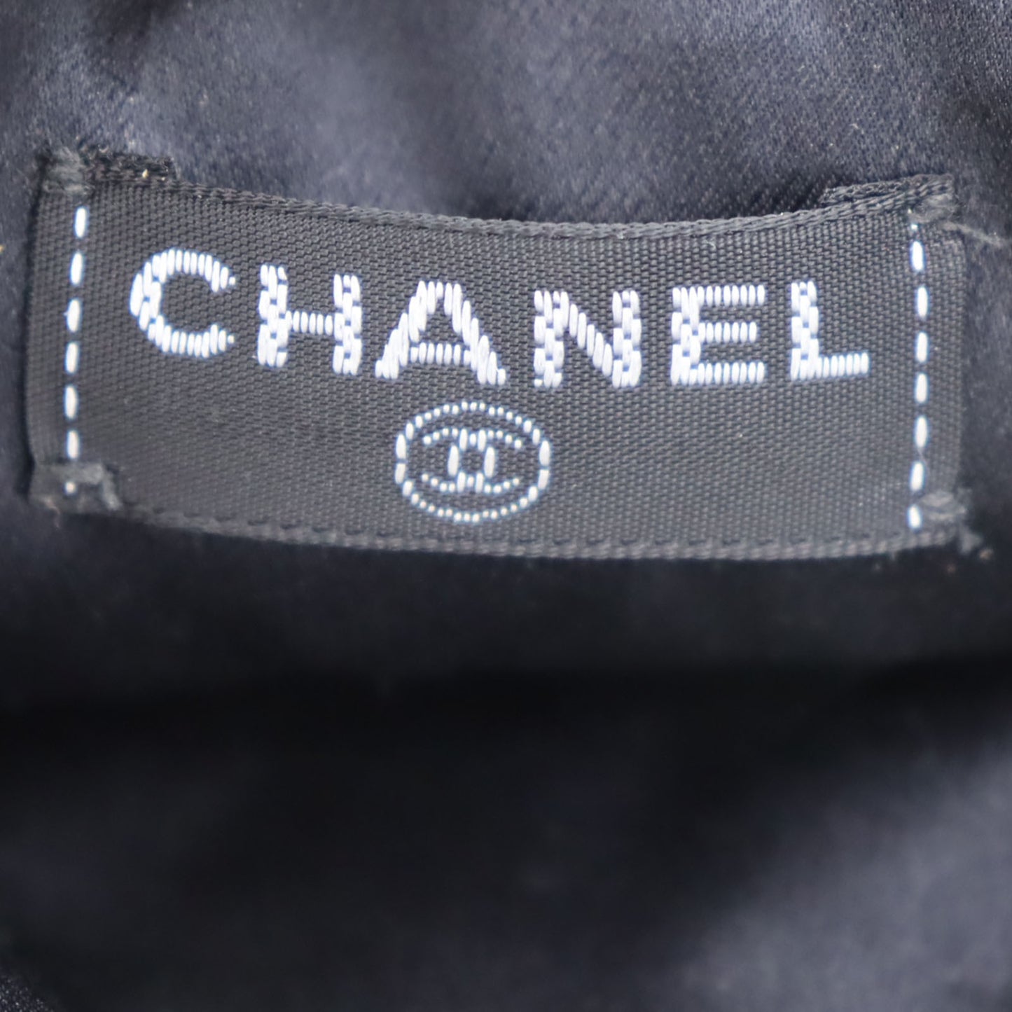 CHANEL Eye Sleep Mask & Pouch Set Black Silk #AH656