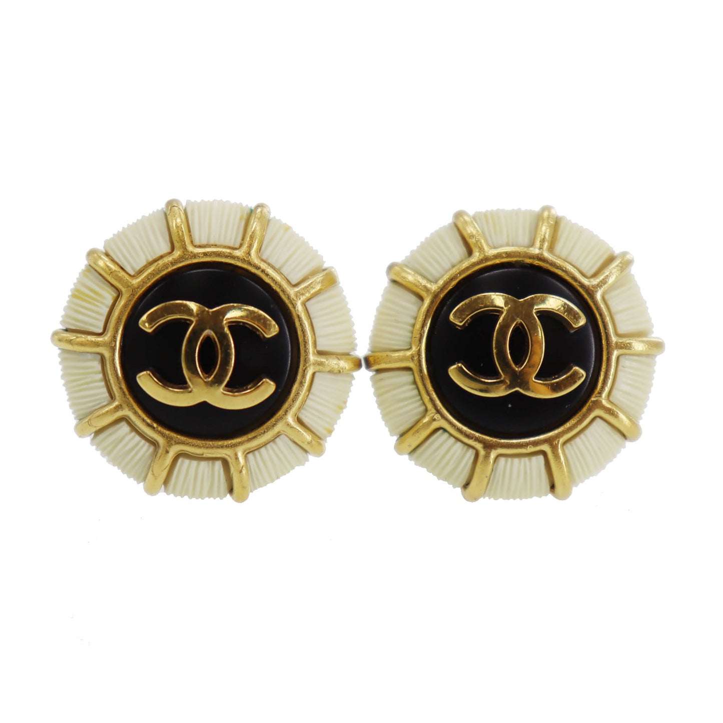 CHANEL CC Logos Circle Earrings 95 A Clip-On Gold #CG270