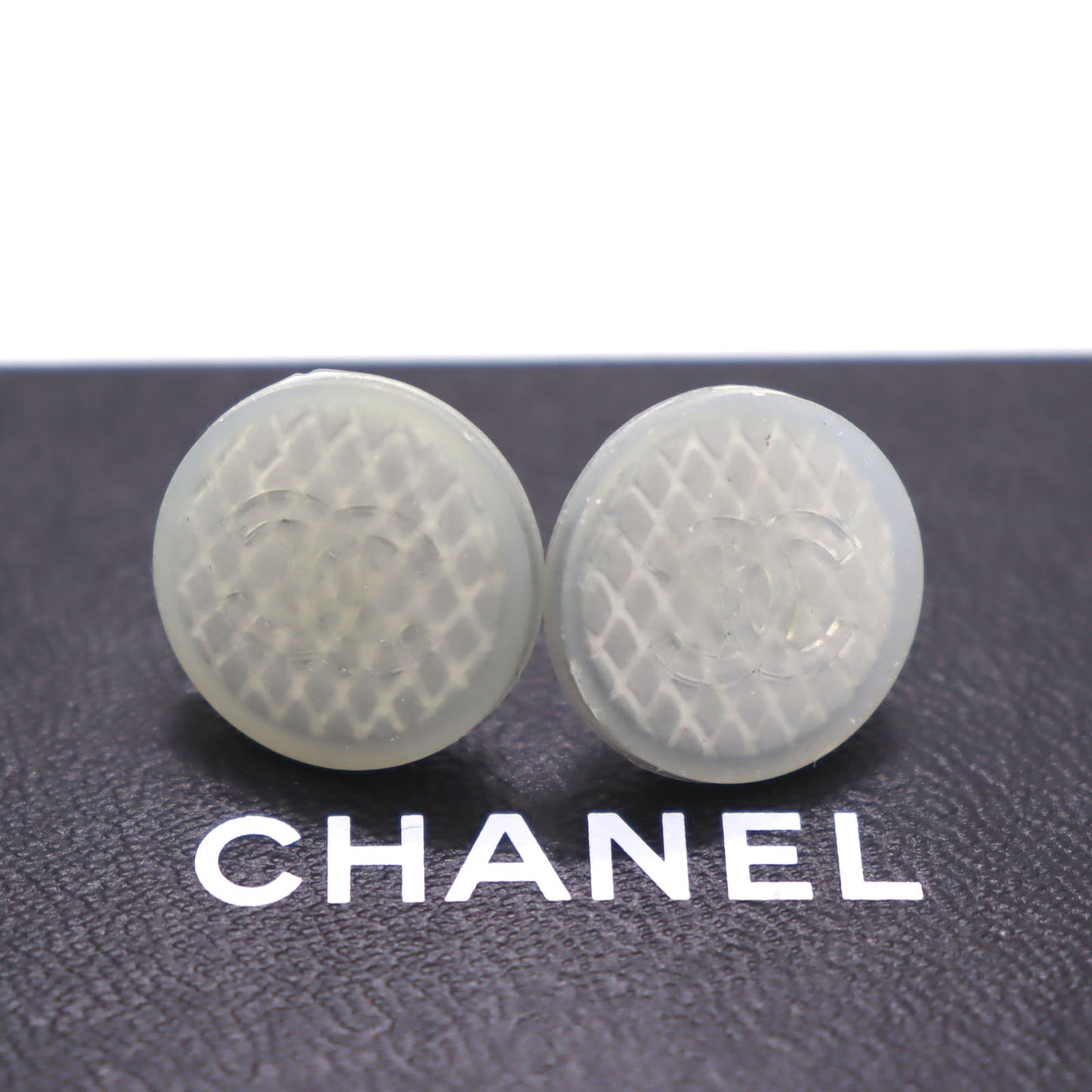 CHANEL CC Logos Round Piercing White Gray Rubber Silver 99F #CB506